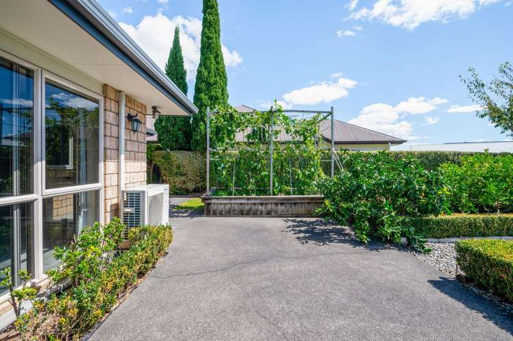 17 Palliser Drive Huntington_18