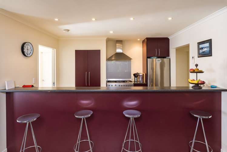 8 Vorbach Place Renwick_2