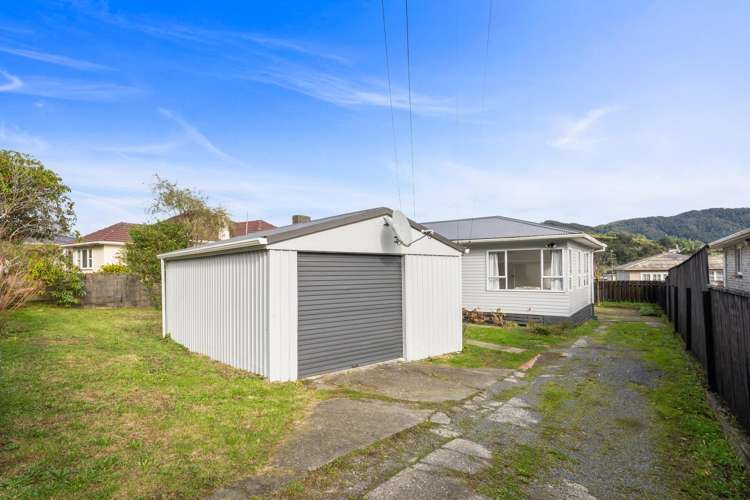 30 Petrie Street Wainuiomata_18