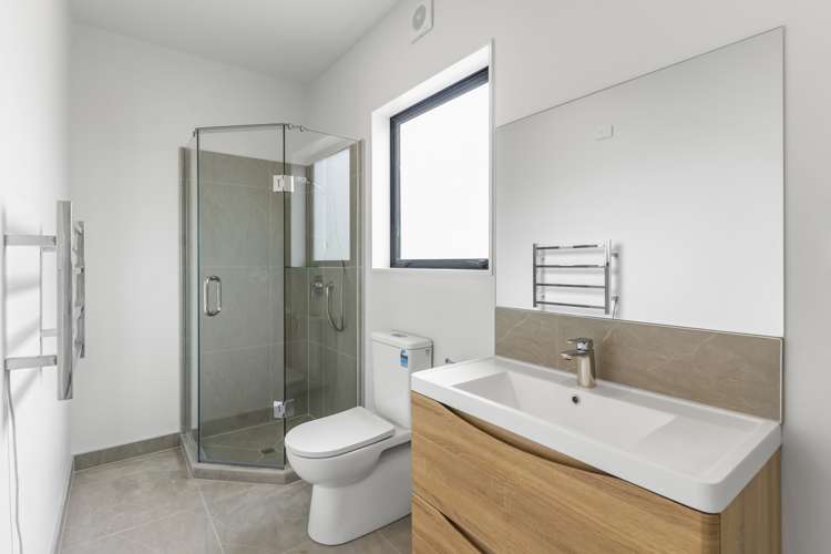 26C Universal Drive Henderson_14