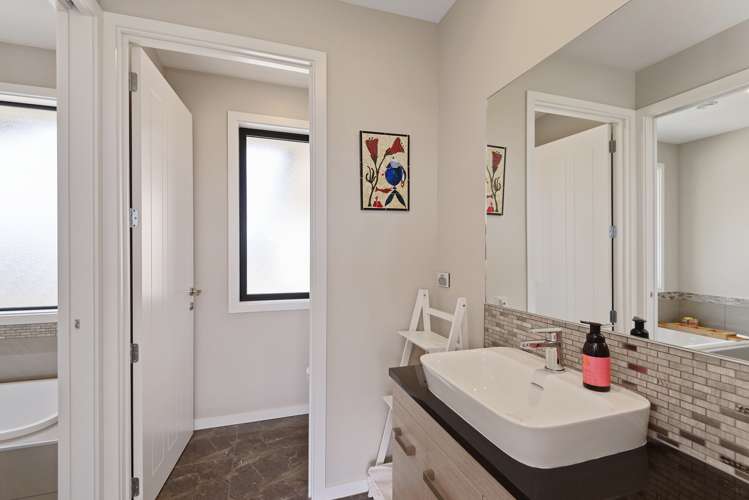 24 Landsborough Drive Darfield_10