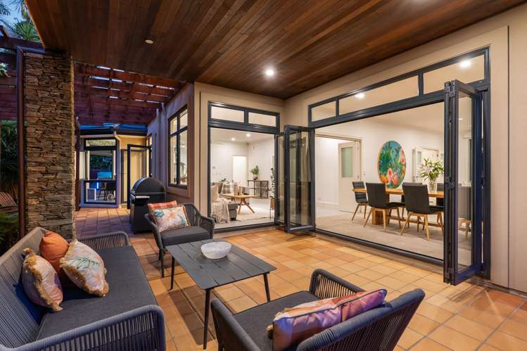 11 Churchouse Road Greenhithe_1