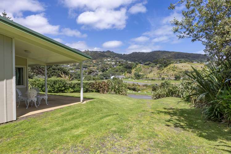 12 Seaview Road Piha_15
