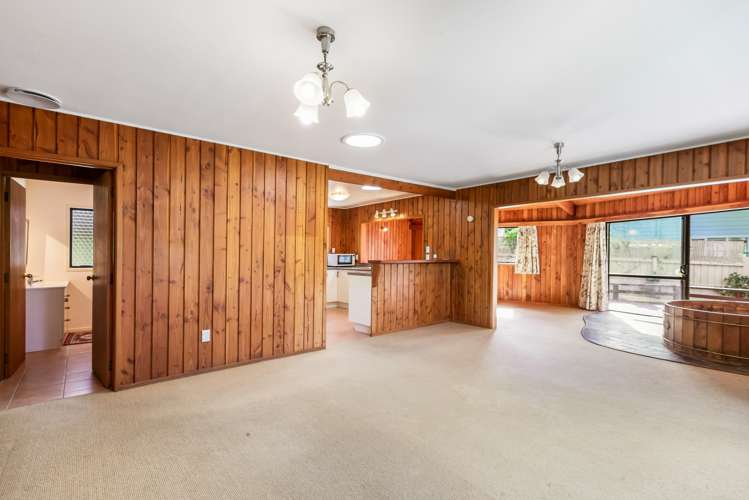 1/52 Cresta Avenue Beach Haven_12