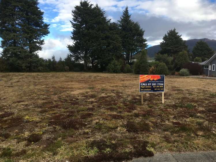 33 Ngahana Place Turangi_0