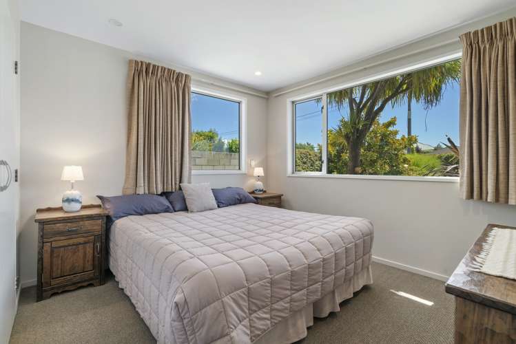 24 Kingston Street Albert Town_12