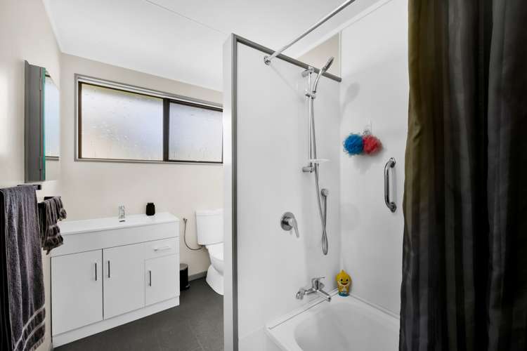 6a Brixham Place Merrilands_13