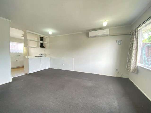 Two Bedroom Unit In Pakuranga College Zone