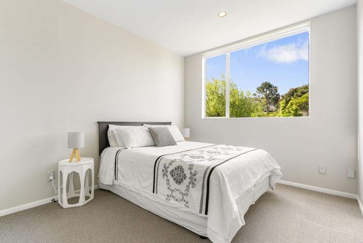 43 Zara Court Mairangi Bay_16