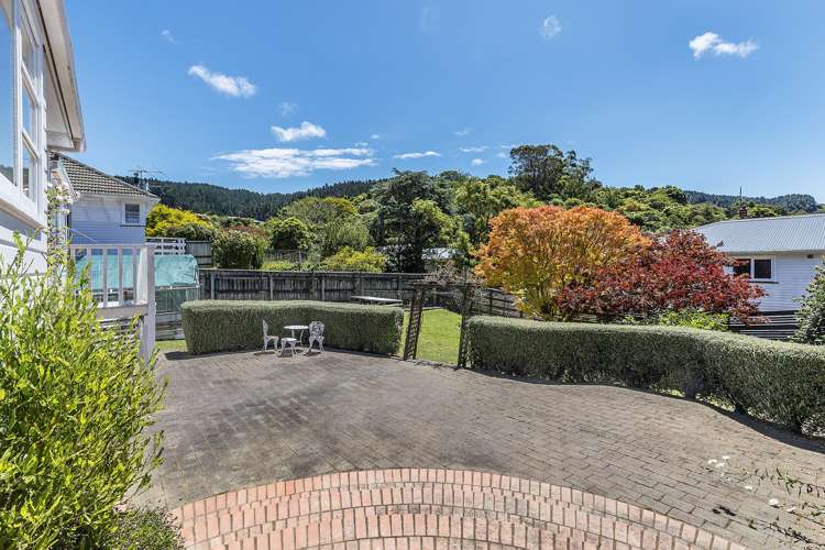 24 Larsen Crescent Tawa_15