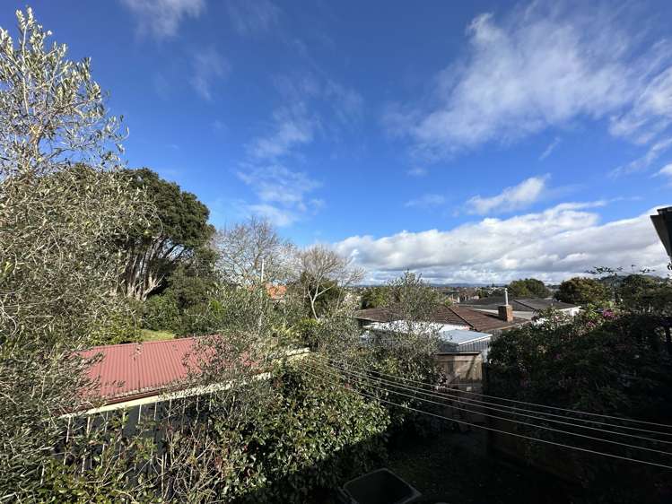 4/130a Shackleton Road Mount Eden_14