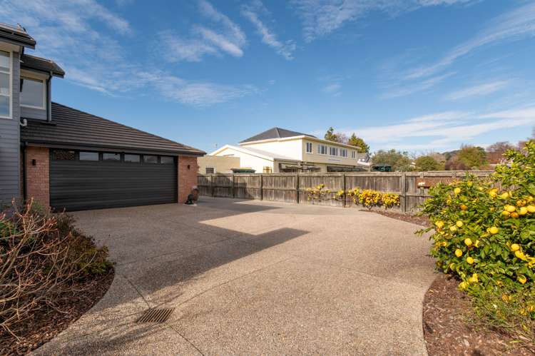 12a Sumner Street Glenholme_27