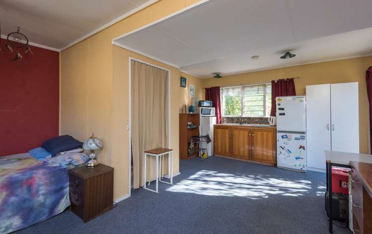 104 Emano Street Toi Toi_17