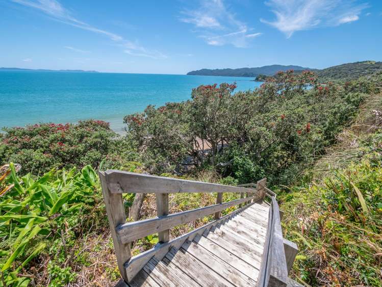 109 State Highway 10 Coopers Beach_36