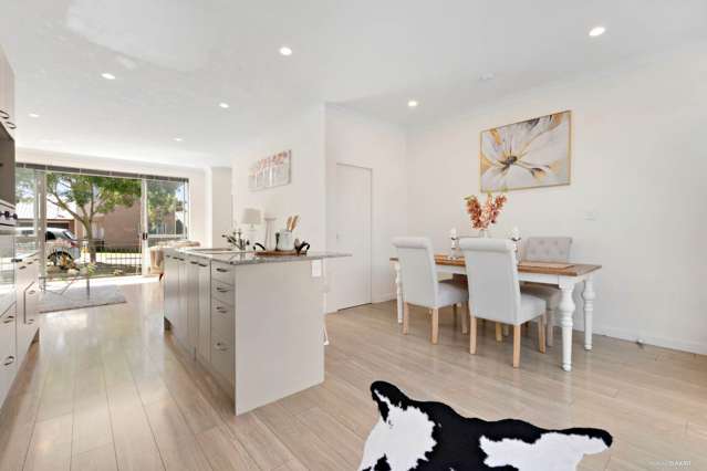 23 Manchester Drive Flat Bush_3