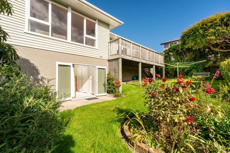 8 Torwood Road Khandallah_17