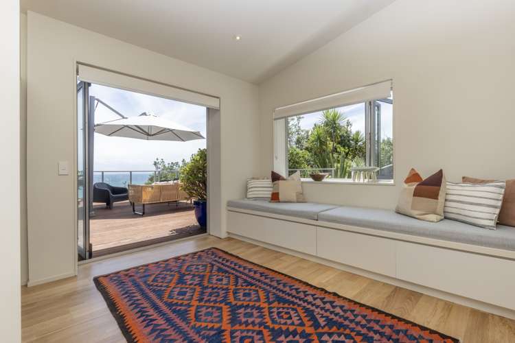 69 Piha Road Piha_23