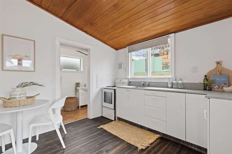 46 Hopkins Street Woolston_7