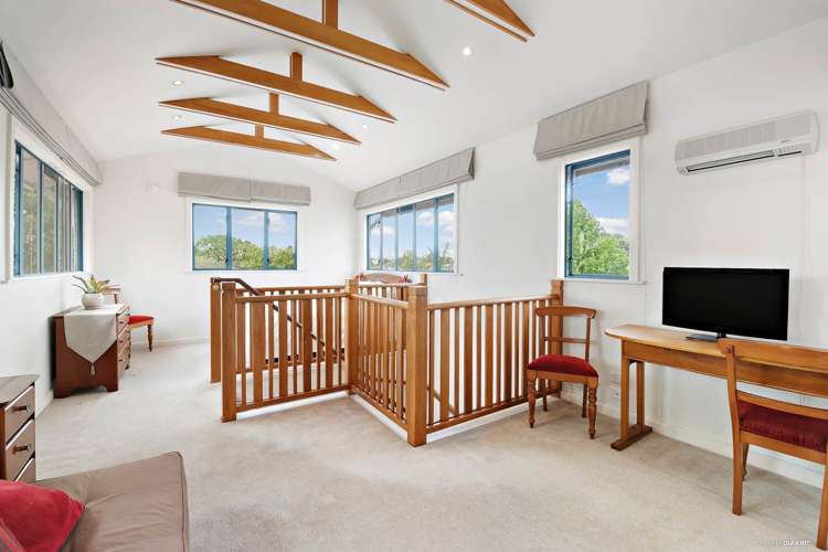 15a Ascot Avenue Narrow Neck_11