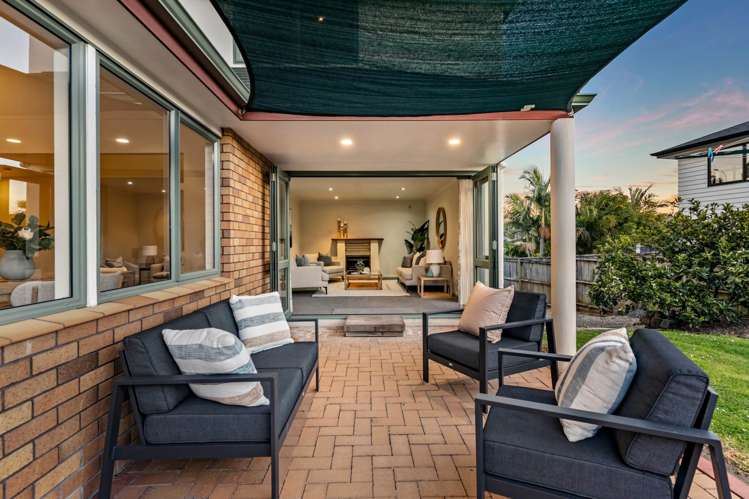 492 Beach Road Murrays Bay_20