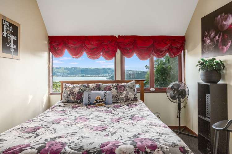 8 Moray Place Papakowhai_14