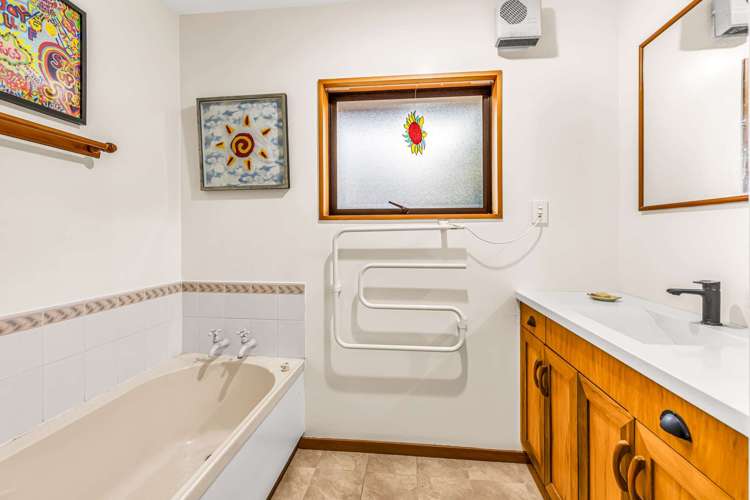 21a Seadown Crescent Amberley_18