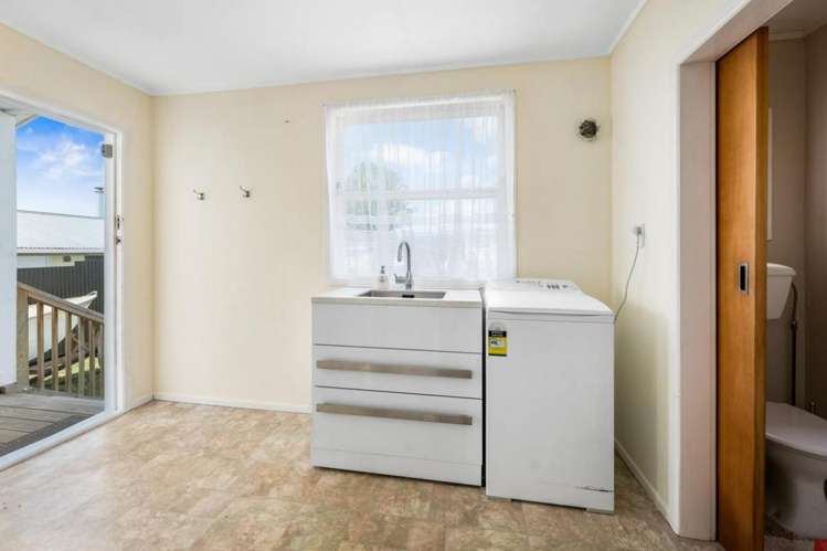 7 Rangiora Street Mangakino_10