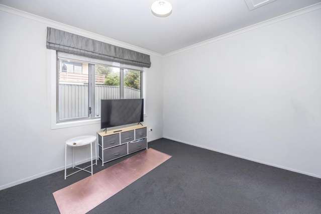 2/3 June Place Hamilton East_3