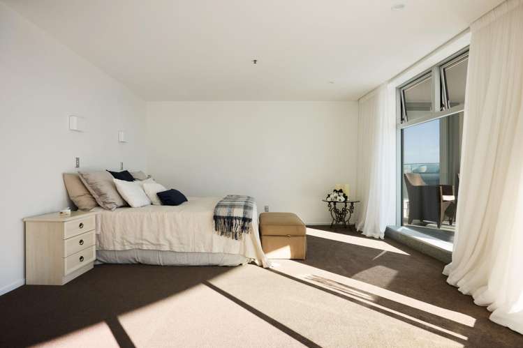 10A/2 Marine Parade Mount Maunganui_16