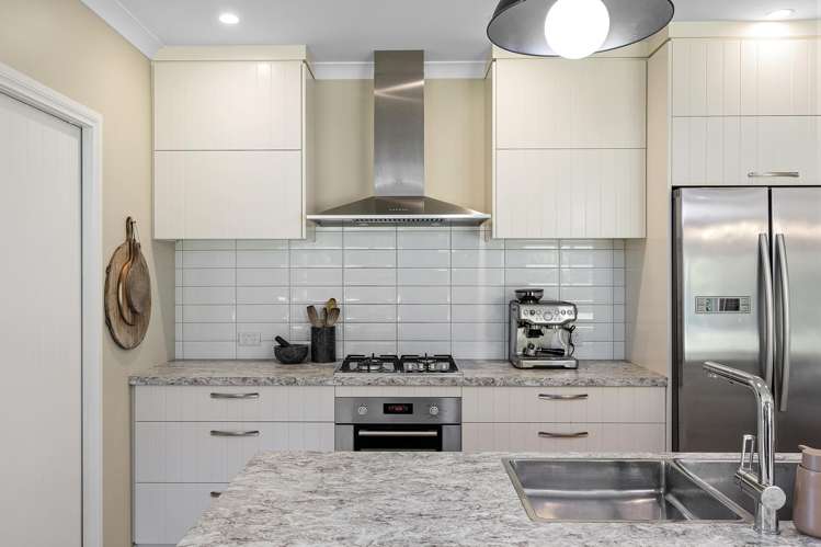 49 Stott Drive Darfield_5