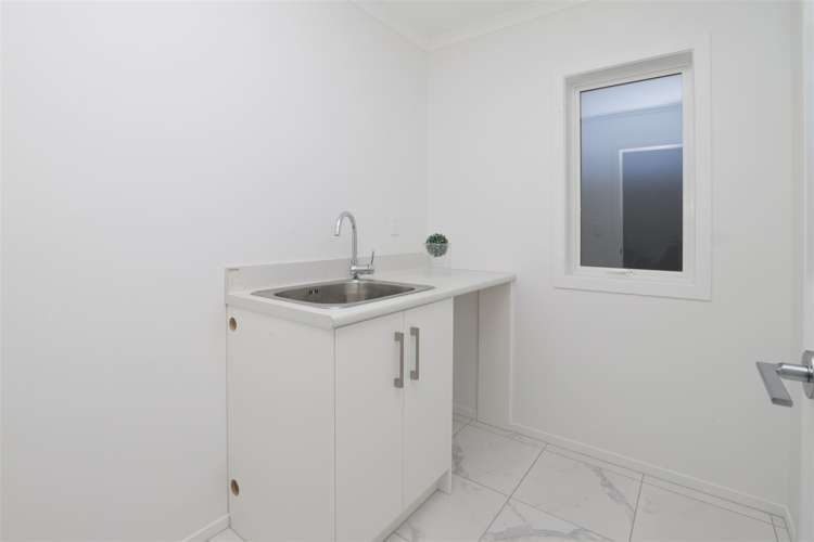 4 Squire Avenue Chartwell_15