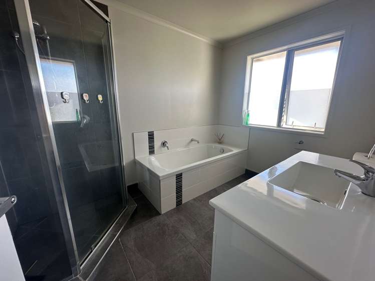 79 Manuel Road Silverdale_5