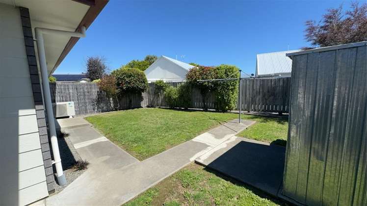 3/5 Westhaven Place Burleigh_6