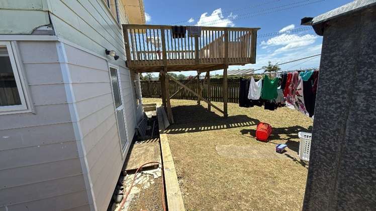 2/140 Metcalfe Road Ranui_4