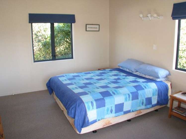 10 Logans Lane Kuaotunu_7