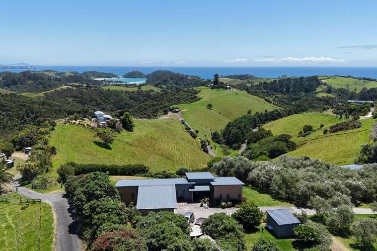 70 Walu Lane Matapouri_37