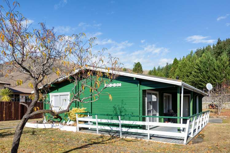 34 Black Peak Road Omarama_3