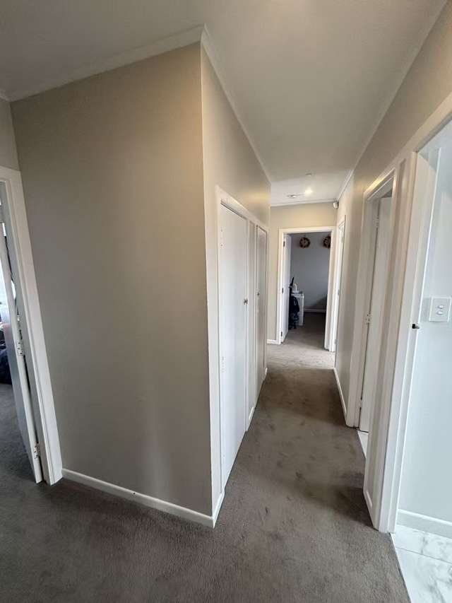 14C Triangle Road Massey_4