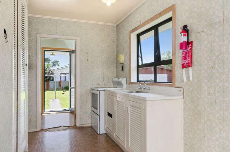 17 Hereford Street Te Atatu Peninsula_4