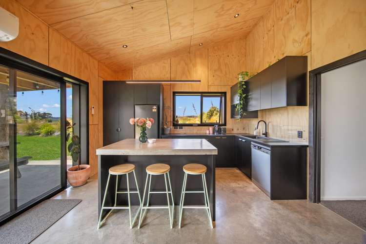 49 Pukutahi Drive Te Anau_33