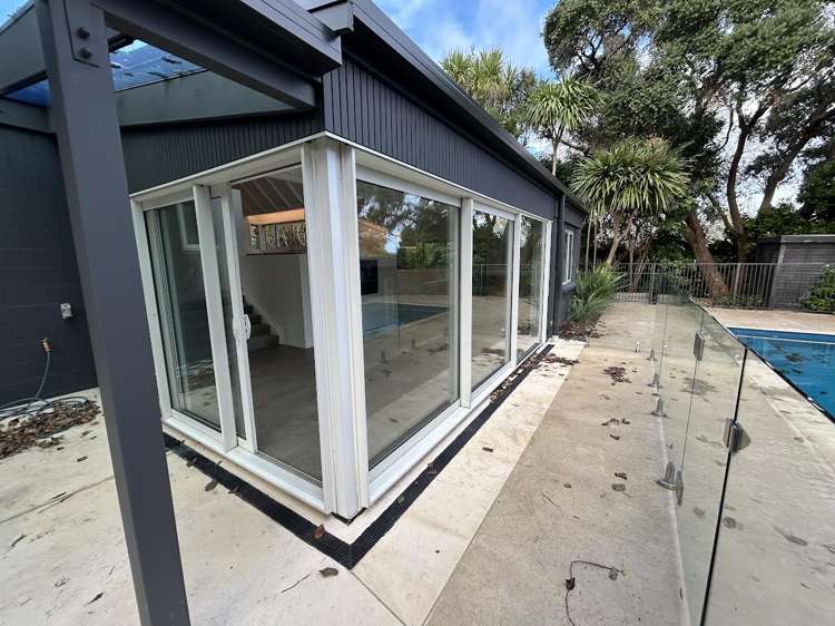 8 Meanda Gardens Sunnyhills_29