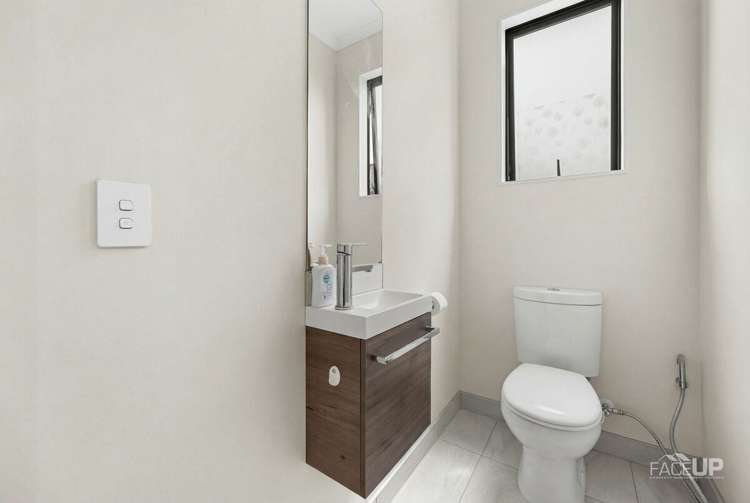 21 Grey Warbler Road Hobsonville_12
