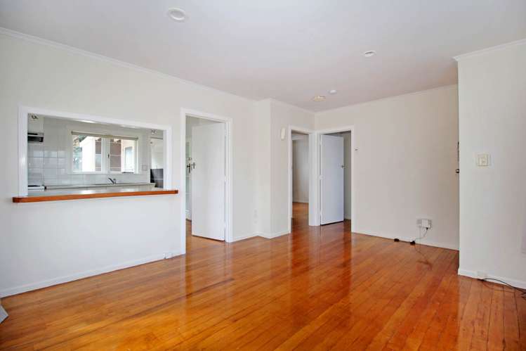 2/122 Lake Road Belmont_6