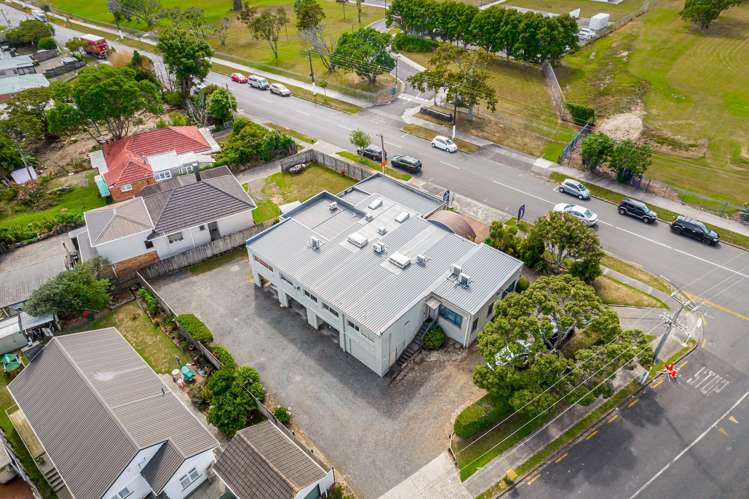 8 Archibald Road Kelston_23