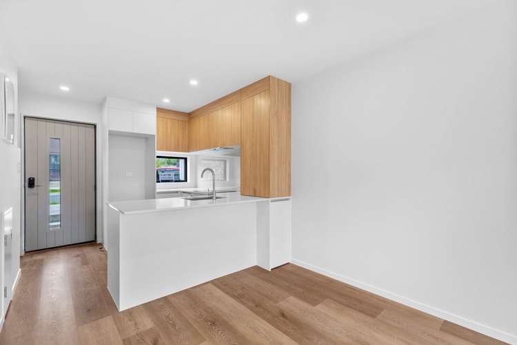 14 Selo Street Glen Eden_7