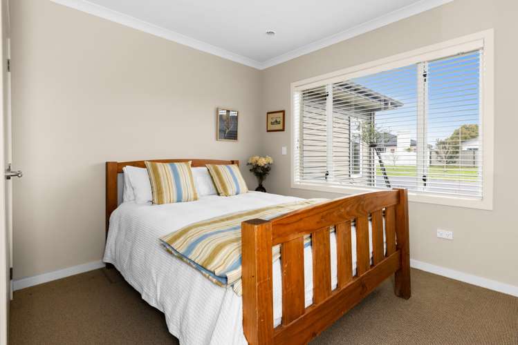 24 Merlot Drive Greenmeadows_10