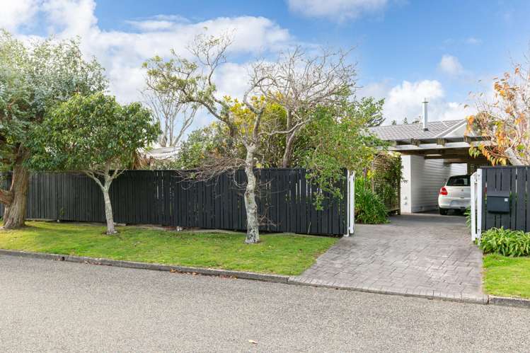 11 Chudleigh Grove Churton Park_32