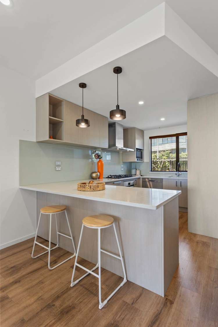 11 Moki Place Long Bay_6