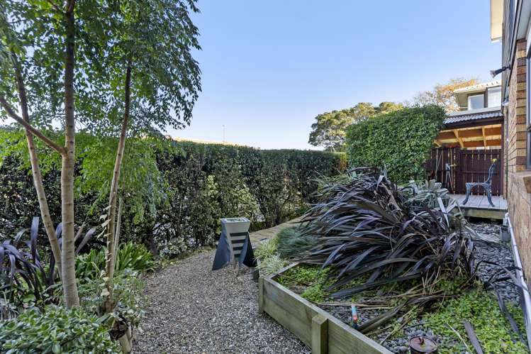 1/80 Onewa Road Northcote Point_14