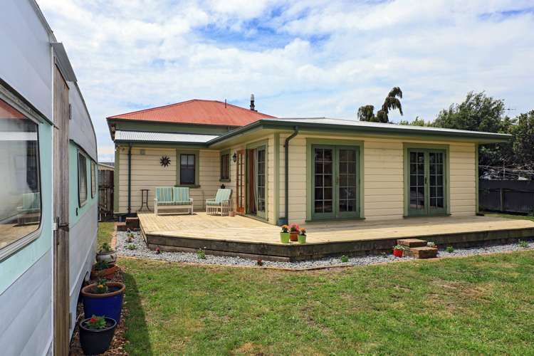 215 Grove Road Mayfair_17